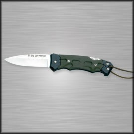 Navaja Warfare, Acero AN-58, Mango Forprene, Hoja Lisa 8 Cm, Largo Total 18 Cm, Peso 127 Gr