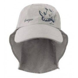 Gorra Con Faldon De Malla Y Cordon Ajustable